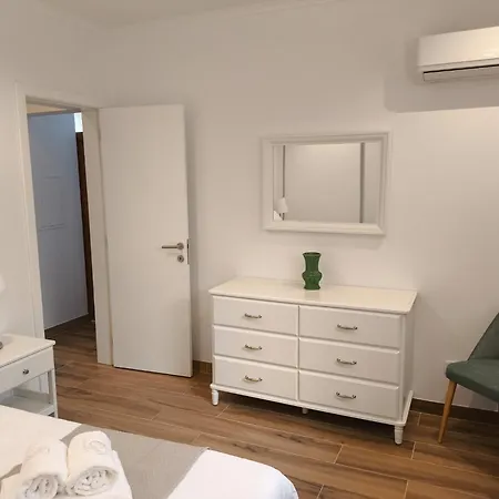 Casinhas Do Penedo *